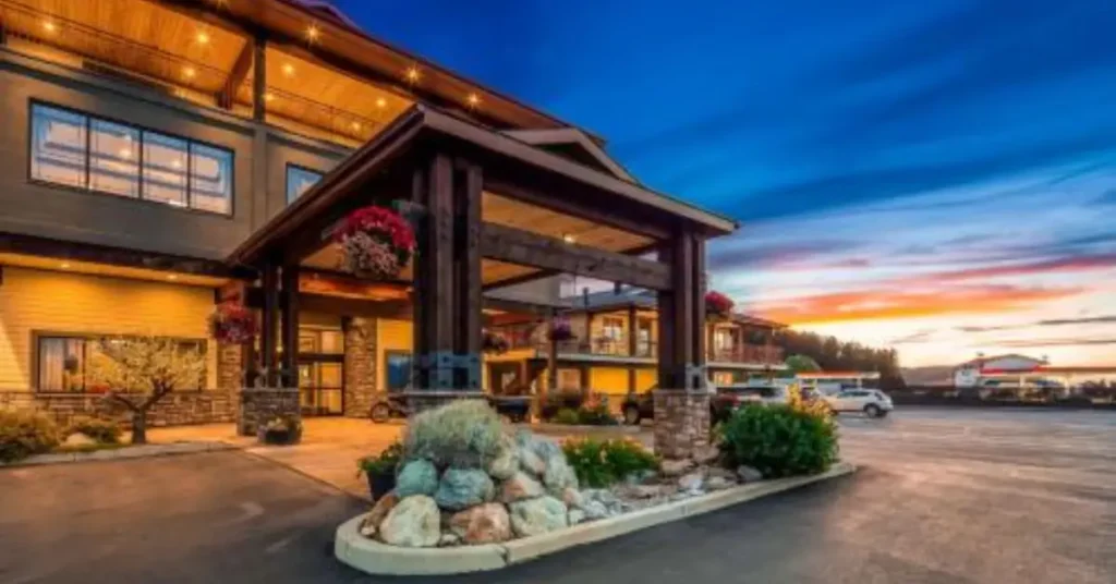 Best places to stay near Flathead Lake